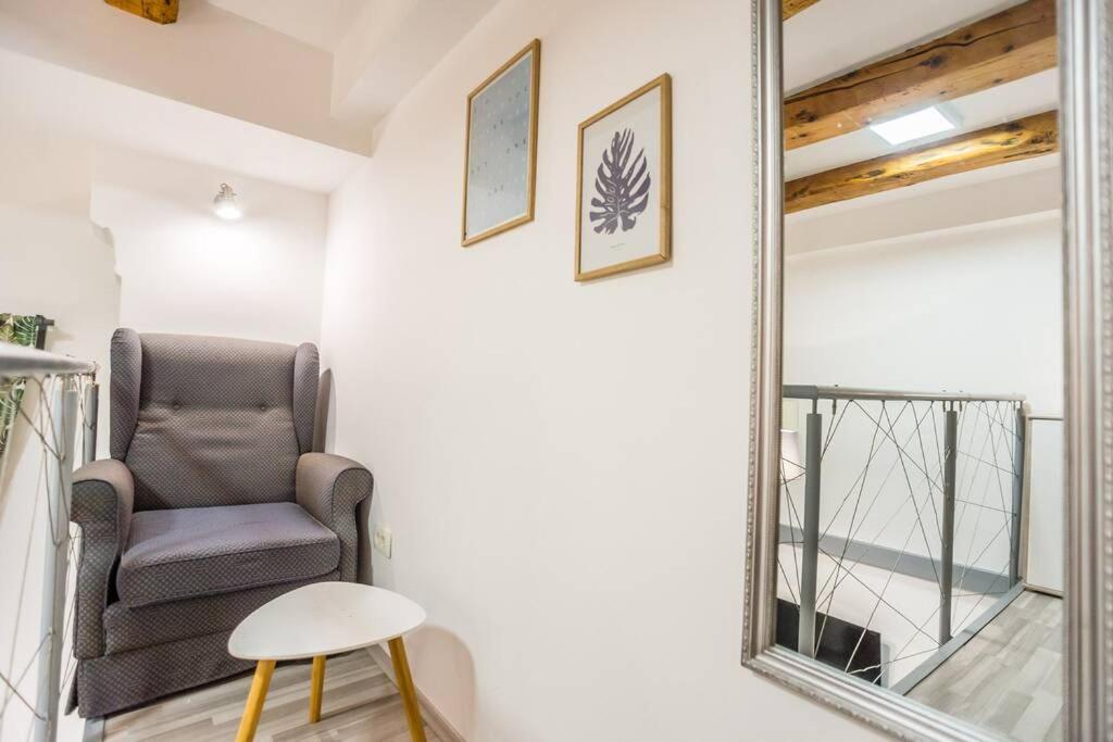 Apartma N'Poznam Tobacna 류블랴나 외부 사진